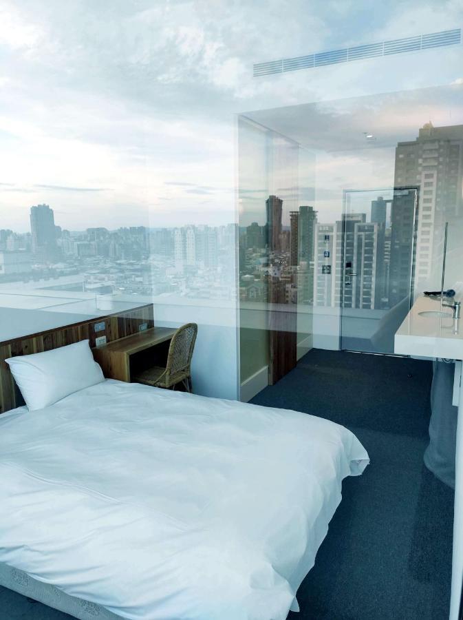 Star Hostel Taichung Parklane Zewnętrze zdjęcie