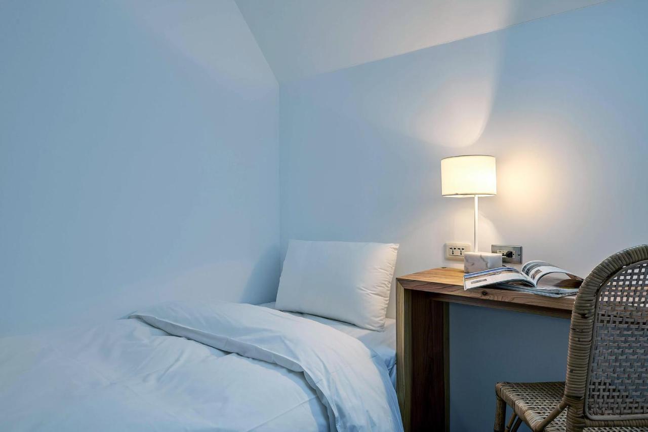 Star Hostel Taichung Parklane Zewnętrze zdjęcie
